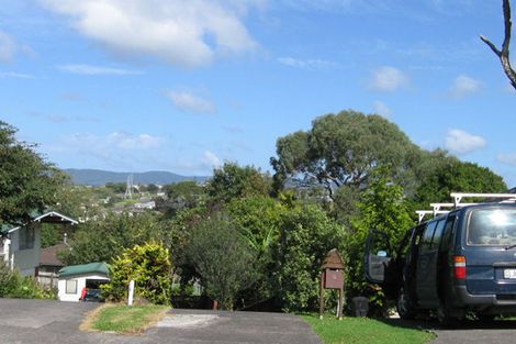 Photo of property in 5 Darcy Place, Massey, Auckland, 0614