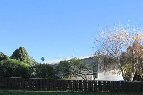 Photo of property in 33 Arawhata Road, Paraparaumu, 5032