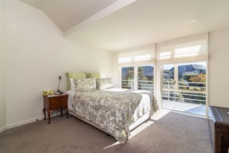 Photo of property in 2/89 Waimairi Road, Upper Riccarton, Christchurch, 8041