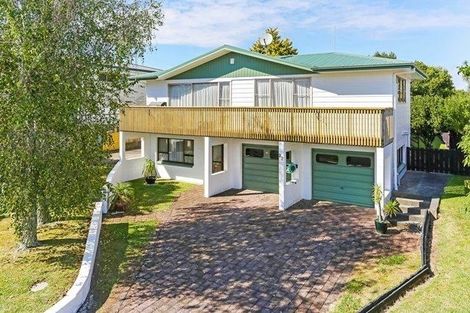 Photo of property in 22 Tatariki Street, Rosehill, Papakura, 2113