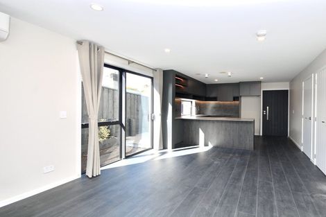 Photo of property in 41a Camelot Place, Glenfield, Auckland, 0629