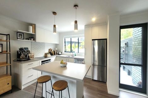 Photo of property in 3 Holystone Road, Whitby, Porirua, 5024