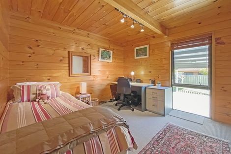 Photo of property in 3 Gareth Place, Lynmore, Rotorua, 3010