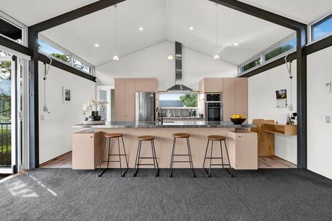 Photo of property in 129 Richmond Road, Brixton, New Plymouth, 4373