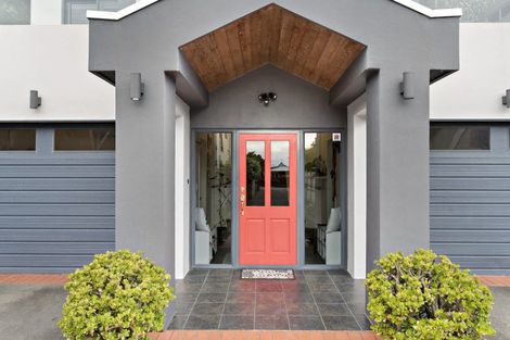 Photo of property in 203 Muritai Road, Eastbourne, Lower Hutt, 5013