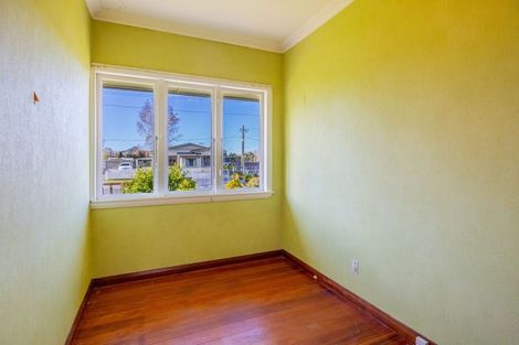 Photo of property in 15 Mitchell Street, Waipukurau, 4200