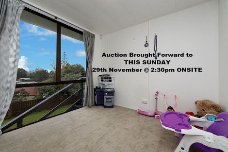 Photo of property in 17 Rehia Road, Massey, Auckland, 0614