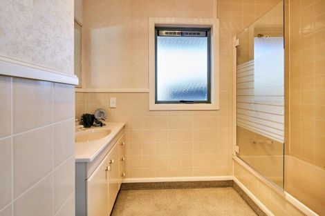 Photo of property in 11 Major Durie Place, Waikanae Beach, Waikanae, 5036