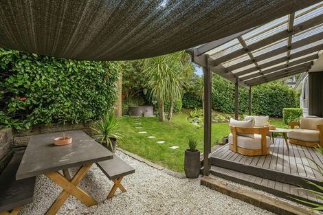 Photo of property in 17 Arawata Terrace, Fernhill, Queenstown, 9300