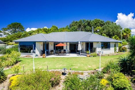 Photo of property in 2 Coastview Lane, Mangawhai, 0975