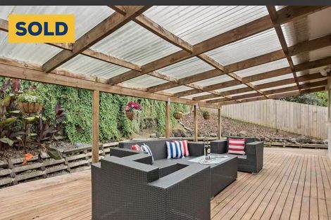 Photo of property in 1/10 Mcquoid Place, Glenfield, Auckland, 0629