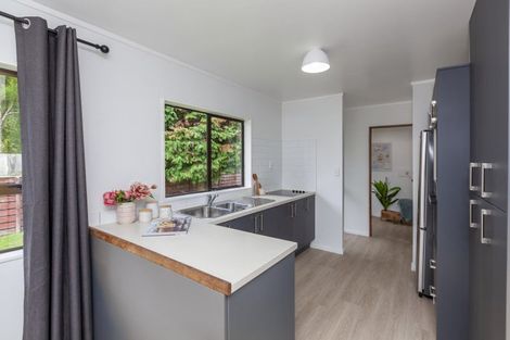 Photo of property in 13 Forest Road, Raumati South, Paraparaumu, 5032