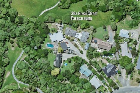 Photo of property in 38a Riwai Street, Paraparaumu, 5032