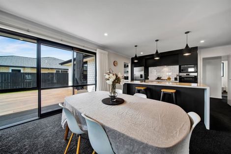 Photo of property in 3 Roy Johns Way, Bell Block, New Plymouth, 4312