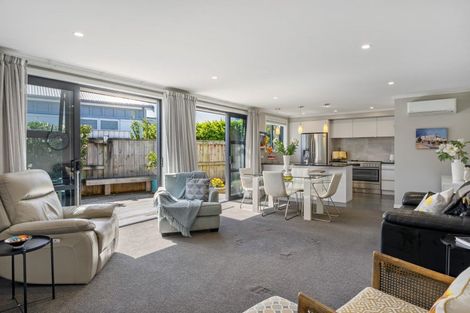 Photo of property in 9 Cassinia Close, Papamoa Beach, Papamoa, 3118