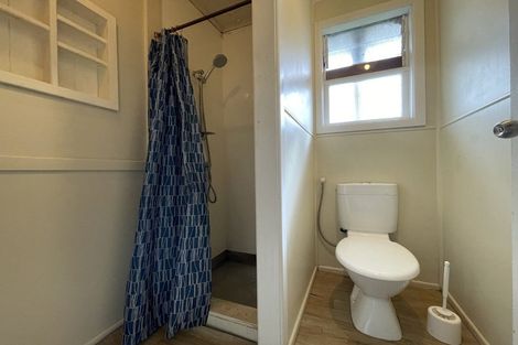 Photo of property in 12 Norma Avenue, Te Atatu South, Auckland, 0610