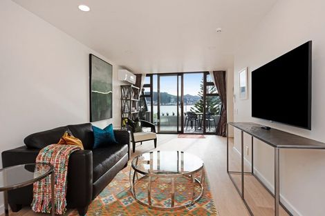 Photo of property in 2/328 Oriental Parade, Oriental Bay, Wellington, 6011