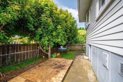 Photo of property in 81 Ennis Avenue, Pakuranga Heights, Auckland, 2010