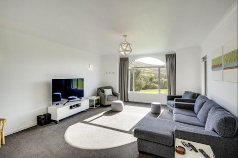 Photo of property in 30 Waipuka Road, Waimarama, Havelock North, 4294