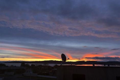 Photo of property in 1/57 Arrowsmith Avenue, Waipahihi, Taupo, 3330