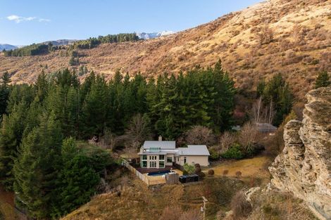 Photo of property in 1 Rapley Close, Arrow Junction, Queenstown, 9371
