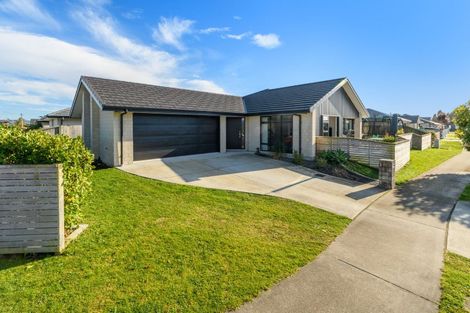 Photo of property in 1 Fearnley Grove, Pyes Pa, Tauranga, 3112
