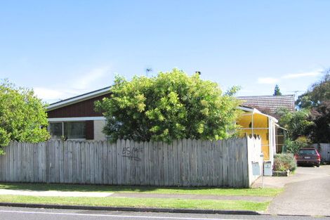 Photo of property in 1/38 Stanniland Street, Sunnyhills, Auckland, 2010
