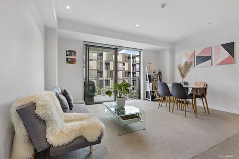 Photo of property in 203/4 Bluegrey Avenue, Stonefields, Auckland, 1072