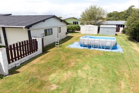 Photo of property in 43 Mahana Road, Ngatea, 3503