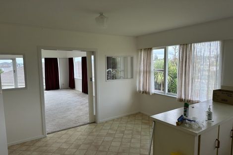 Photo of property in 15 Bevyn Street, Castor Bay, Auckland, 0620