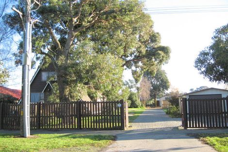 Photo of property in 33 Heyders Road, Spencerville, Christchurch, 8083