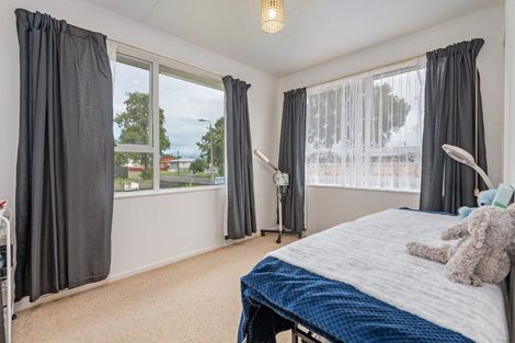Photo of property in 46 Monowai Place, Westbrook, Palmerston North, 4412