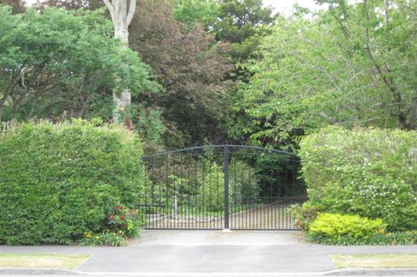 Photo of property in 114 Roydvale Avenue, Burnside, Christchurch, 8053