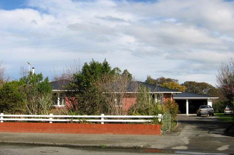 Photo of property in 10 Hinau Place, Lansdowne, Masterton, 5810
