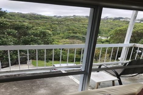 Photo of property in 15a Rakeiora Grove, Korokoro, Lower Hutt, 5012