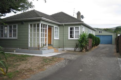 Photo of property in 25 Petherick Street, Taita, Lower Hutt, 5011