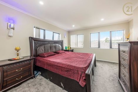 Photo of property in 14 Koroheke Road, Takanini, 2110