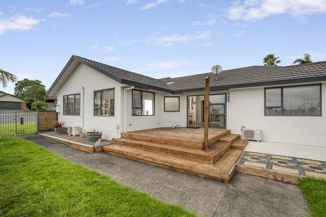 Photo of property in 15 Maddison Place, Welcome Bay, Tauranga, 3112