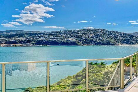 Photo of property in 11 Countess Close, Maupuia, Wellington, 6022