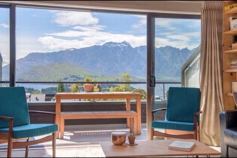 Photo of property in Alpine Meadows Apartments, 135u Fernhill Road, Fernhill, Queenstown, 9300