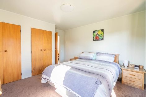 Photo of property in 98 Kapanui Road, Waikanae, 5036