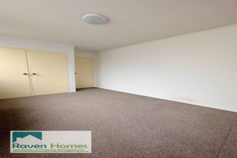 Photo of property in 2/20 Humphrey Kemp Avenue, Henderson, Auckland, 0612