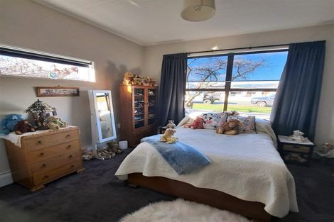 Photo of property in 50 Chaucer Street, Milton, 9220