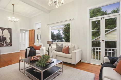 Photo of property in 60 Princes Street, Northcote Point, Auckland, 0627