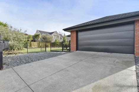 Photo of property in 3 Parkinson Place, Woodend, 7610