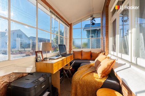 Photo of property in 27 Melbourne Street, South Dunedin, Dunedin, 9012