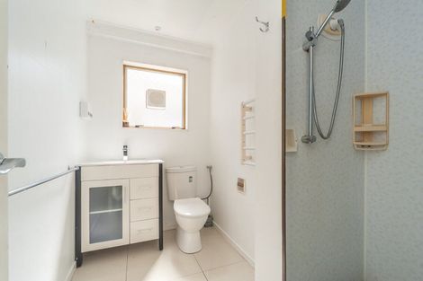 Photo of property in 1 Paddington Grove, Karori, Wellington, 6012