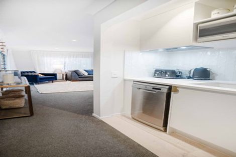 Photo of property in 4 Brandon Road, Manly, Whangaparaoa, 0930