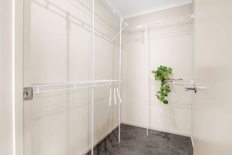 Photo of property in 11 Shrule Place, Huntington, Hamilton, 3210