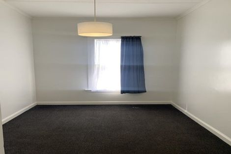 Photo of property in 98 Pembroke Street, Carterton, 5713